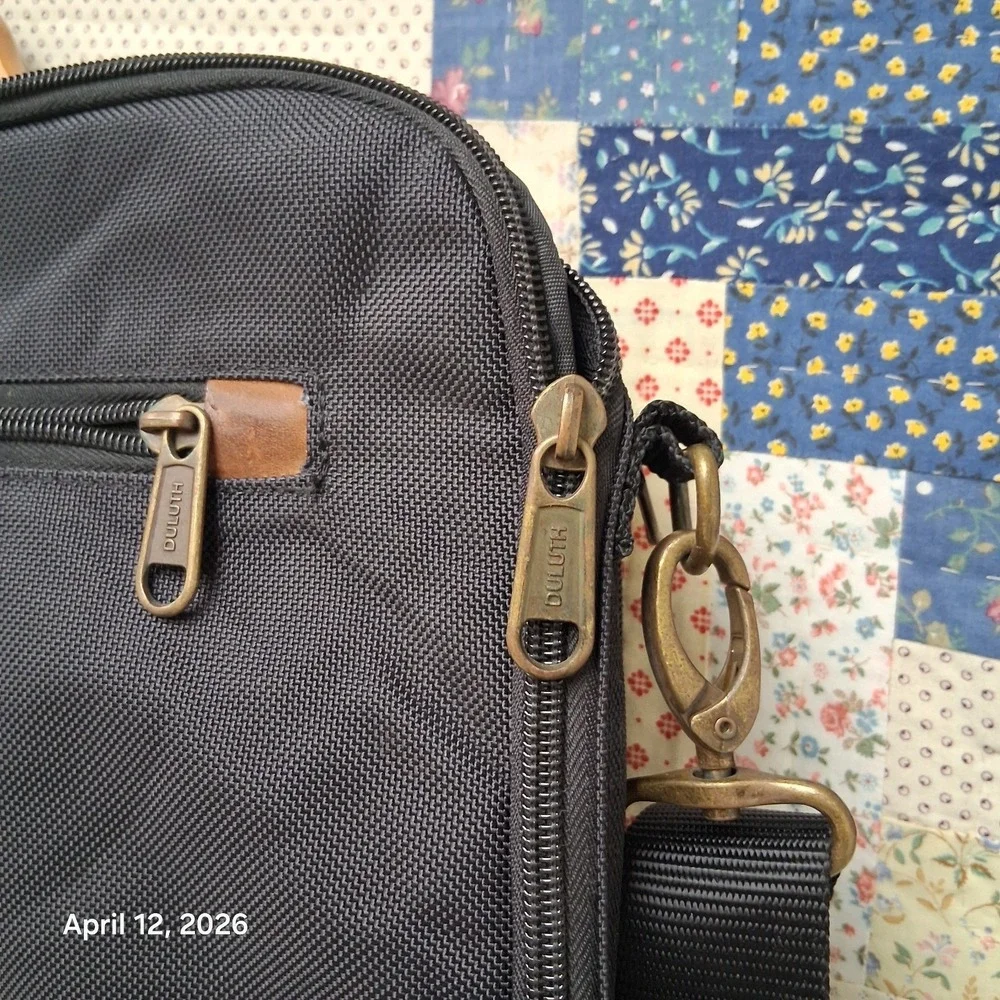 Duluth Trading Co Messenger Bag Navy Blue and Leather Laptop Carrier